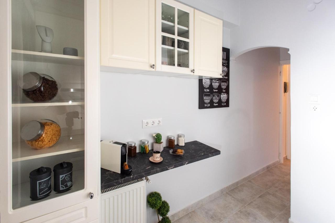 Blue Ark Wanderlust Apartment Athens Exterior photo